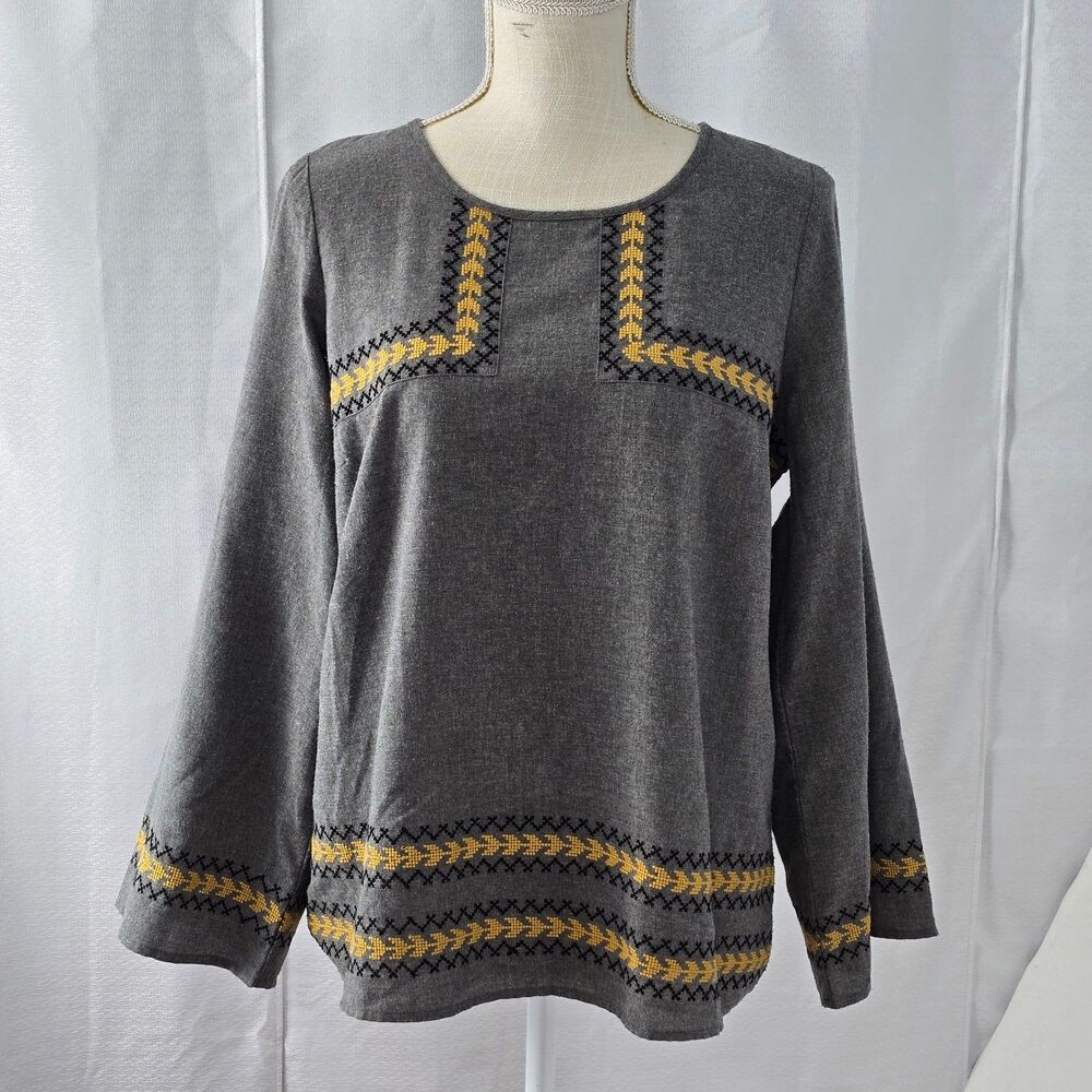 Ivy Jane Womens Small Gray Flannel Embroidered Southwestern Boho Tunic Top